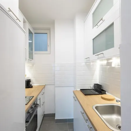 Center Iii Апартаменты Белград