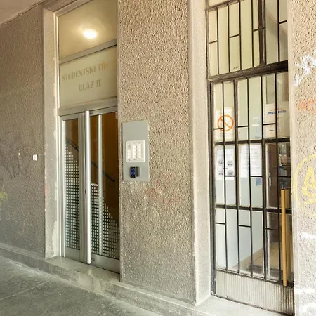 Center Iii Апартаменты *